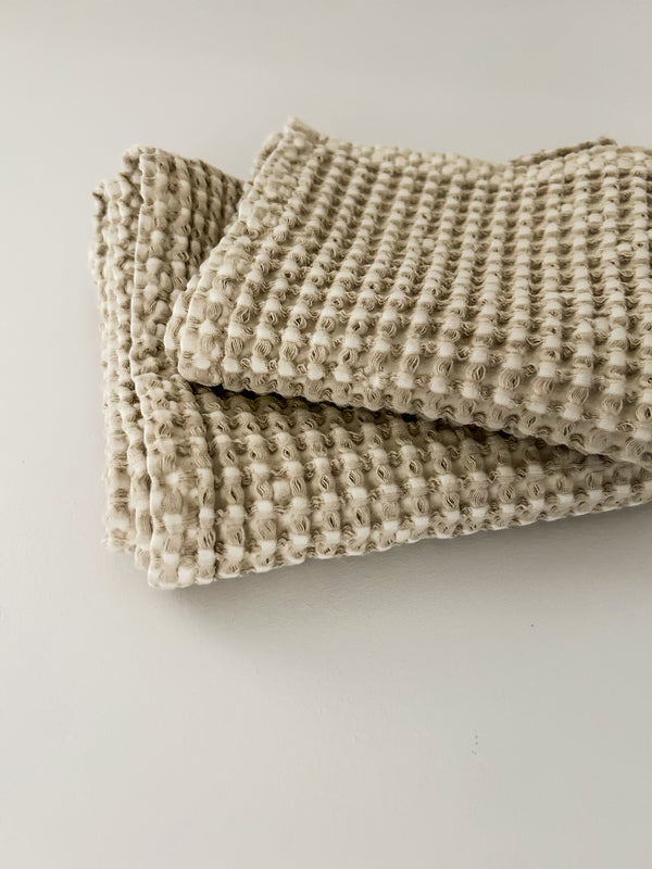 Mama and Tochter 100% Organic Cotton Rustic Waffle Tea/Hand Towel