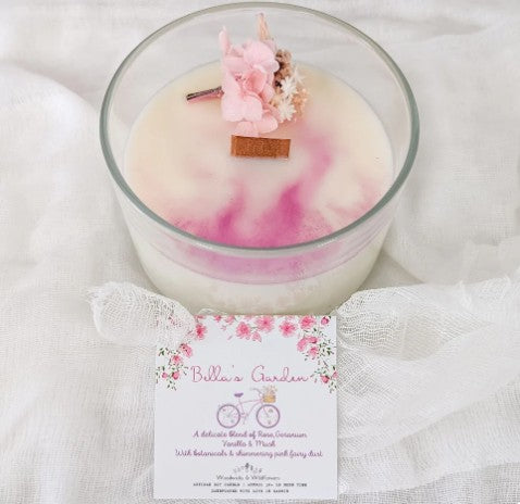 "Bella's Garden Candle"
