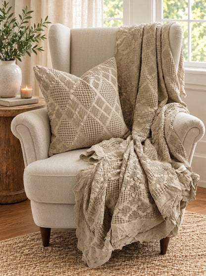 Mama and Tochter Organic Cotton Waffle Textured Ruffle Throw