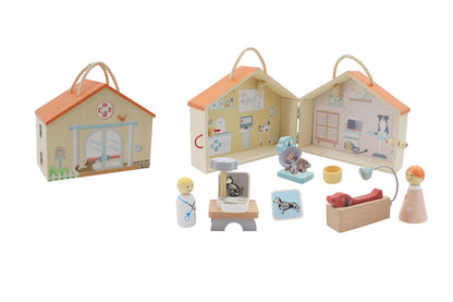 WOODEN VETERINARY PET HOSPITAL PLAYSET