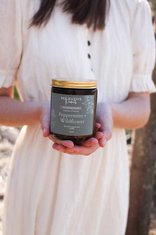 Bee Native Peppermint and Wildflower Essential Oil Candle